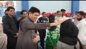 ٹنڈو آدم کے منی اسٹیڈیم میں مختلف شہروں اور مختلف اسکولوں کی طالبات کے درمیان اسپورٹس مقابلوں کا شاندار انعقاد
